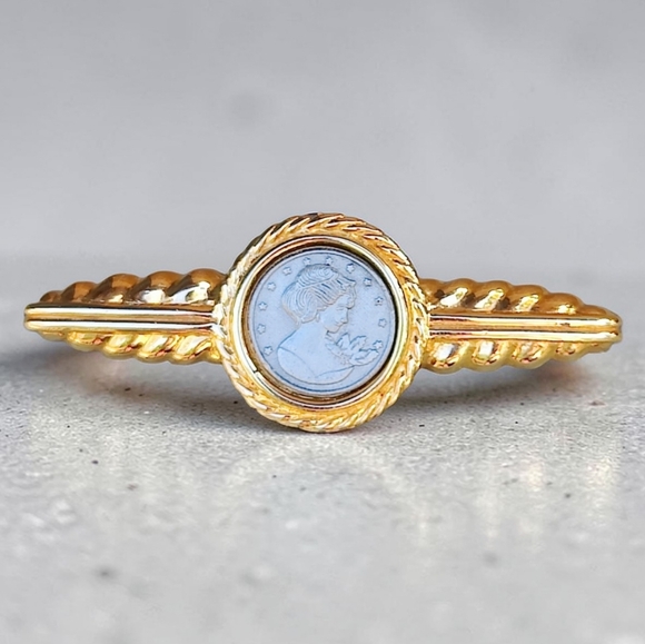 Vintage Jewelry - Vintage Coin Motif Bar Brooch - Gold and Silver